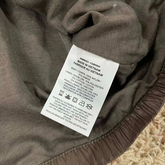 Nike Windrunner Women's Loose UV Woven Full-Zip Jacket FV6304-004, Size S (New) - Picture 12 of 14